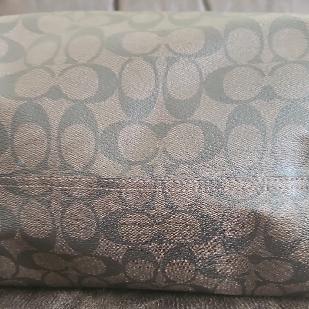Coach Brown Tote Bag - Picture 5 of 8